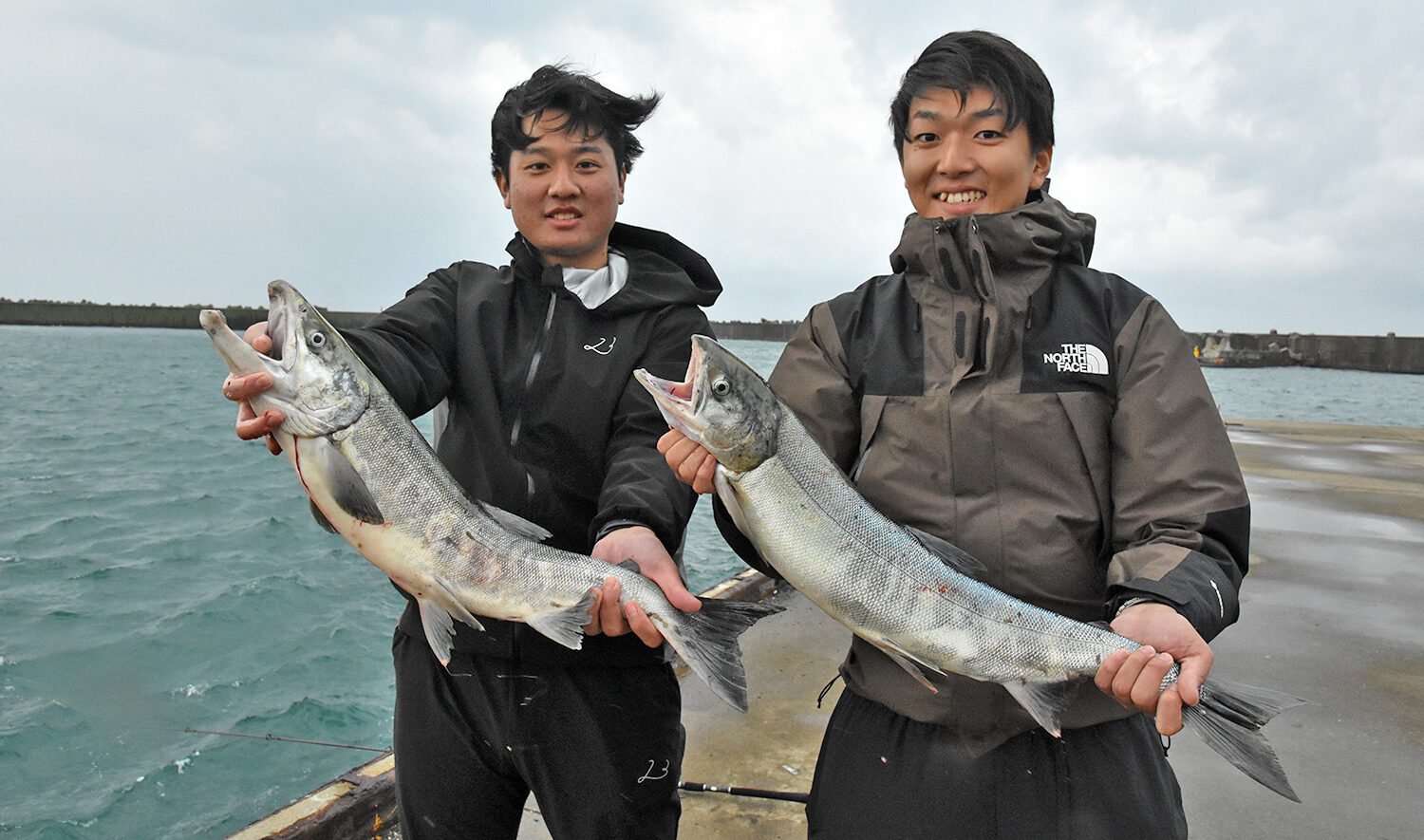 鮭釣り 紋別港 10．10(木） 鮭釣り シーズン『イイ感じ
